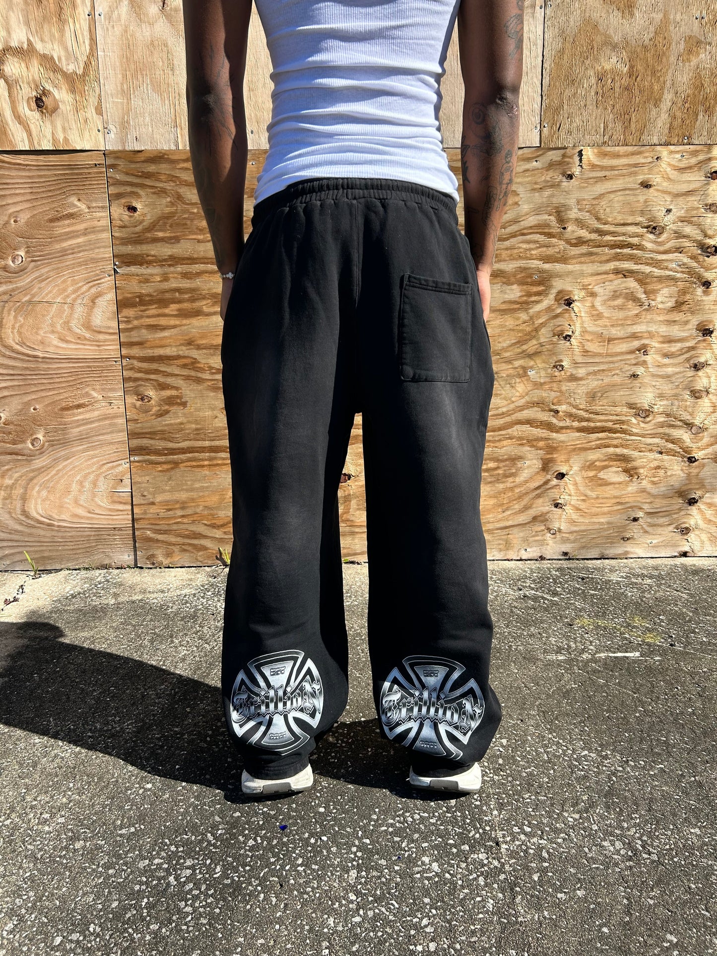 TRILLION “MEMBERS” Sunfade Baggy Sweats