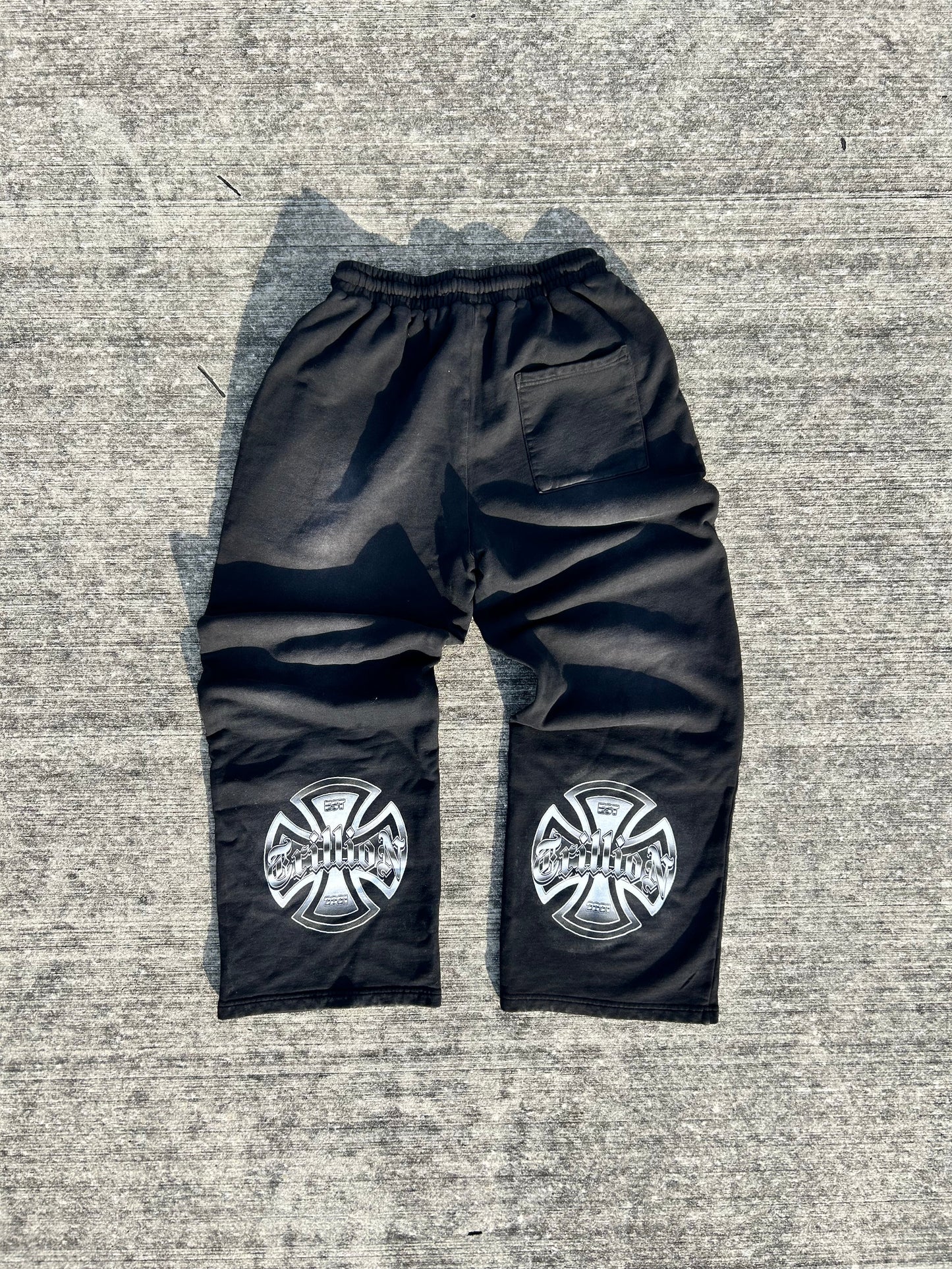 TRILLION “MEMBERS” Sunfade Baggy Sweats