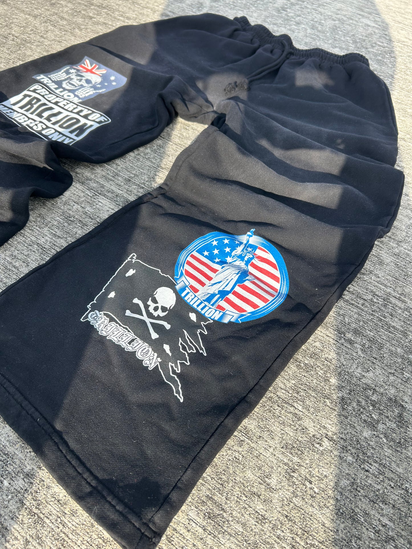 TRILLION “MEMBERS” Sunfade Baggy Sweats