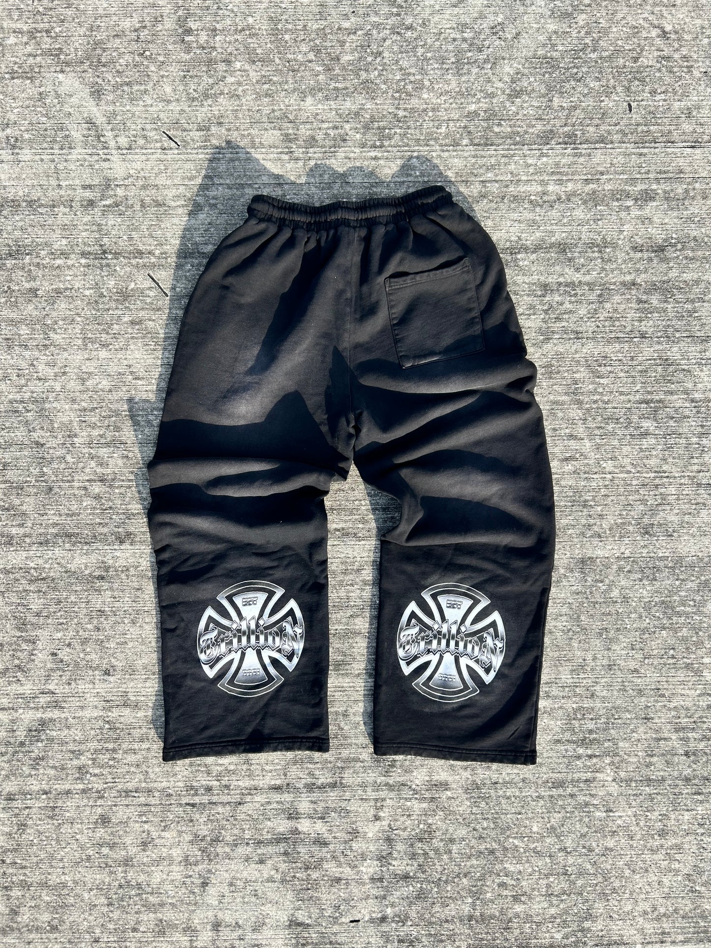 TRILLION “MEMBERS” Sunfade Baggy Sweats