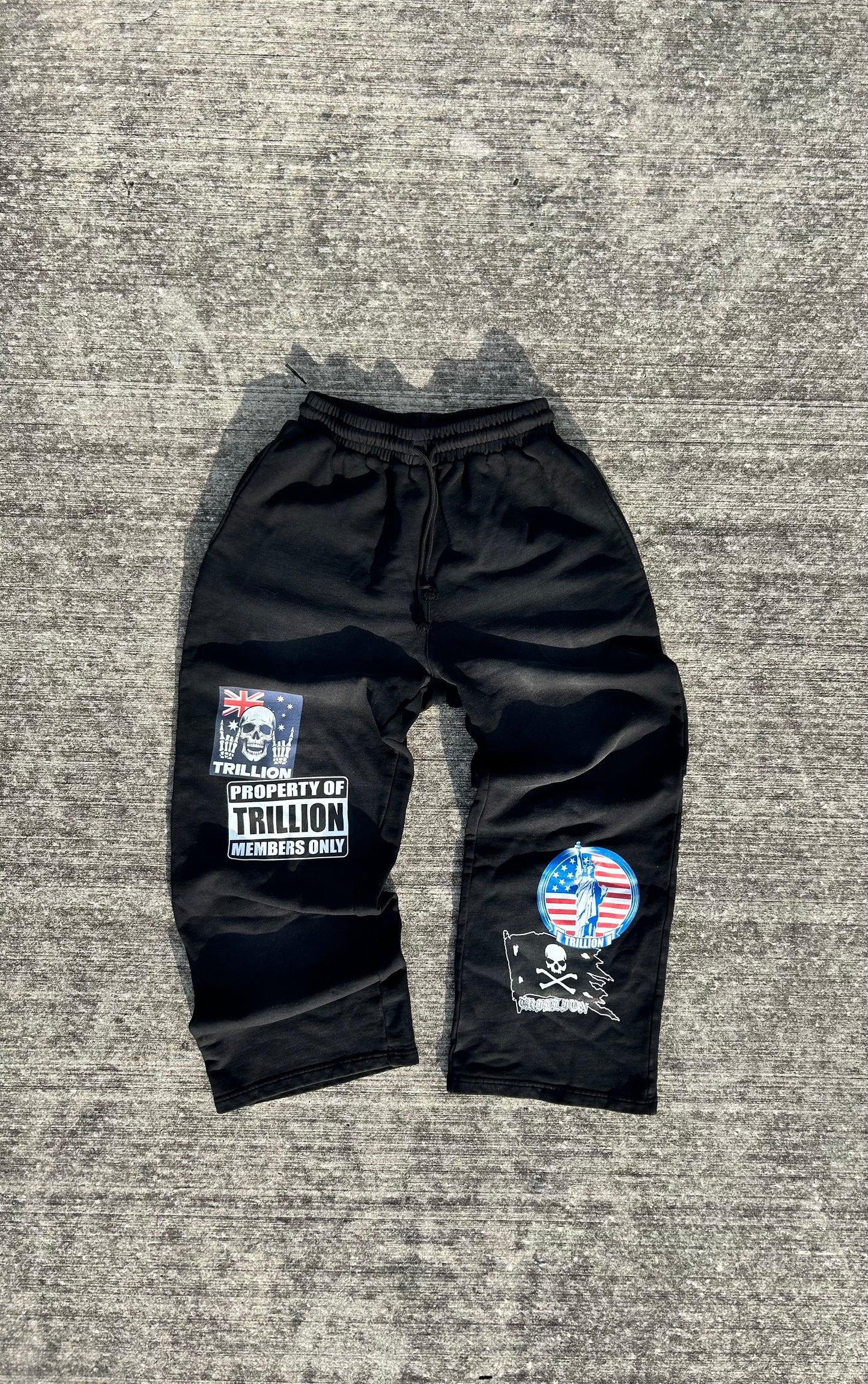 TRILLION “MEMBERS” Sunfade Baggy Sweats